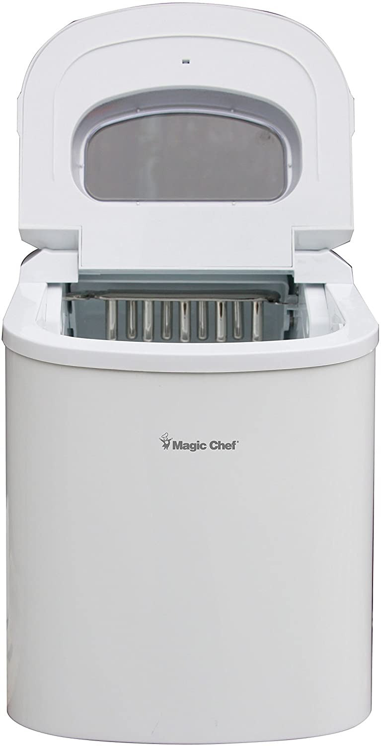 Magic Chef 27-Lb. Portable Countertop Ice Maker in Silver