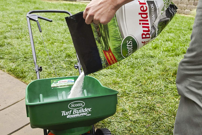 Scotts Turf Builder with Moss Control, 5,000 sq. ft.