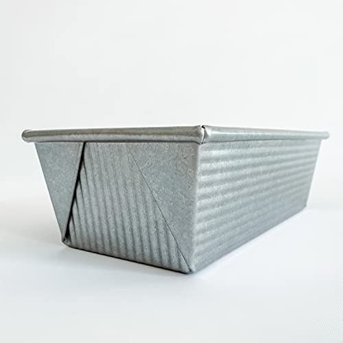USA Pan 1145LF Bakeware Aluminized Steel 1.25 Lb Loaf Pan, Medium, Silver & Bakeware Round Cake Pan, 9 inch, Nonstick & Quick Release Coating, 9-Inch,Aluminized Steel
