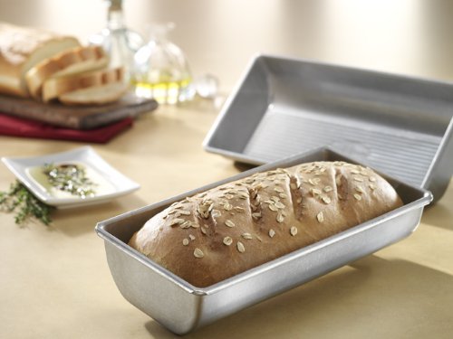 USA Pan Bakeware Nonstick Round Cake Pan, 8-Inch, Aluminized Steel