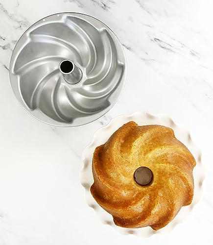 USA Pan Swirl Tube Cake Pan