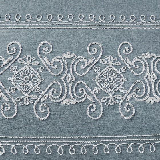 Intelligent Design Bree Embroidered Duvet Cover Set Full/Queen 1 Duvet Cover:88""W x 90""L 2 Standard Shams:20""W x 26""L (2)