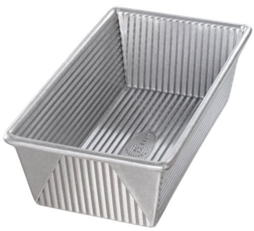 USA Pan Bakeware Aluminized Steel Loaf Pan, 1.5 Pound & Bakeware Round Cake Pan, 9 inch, Nonstick & Quick Release Coating, 9-Inch,Aluminized Steel