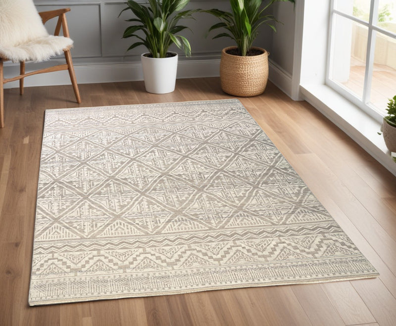 Home Outfitters 7&