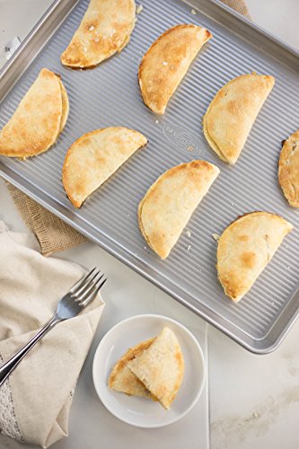 USA Pan Bakeware Half Sheet Baking Pan and Bakeable Nonstick and Cooling Rack Set, Metal & Bakeware Half Sheet Pan, Set of 2, Aluminized Steel