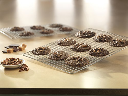 USA Pan Quarter Sheet Oven Safe Nonstick Baking and Cooling Rack