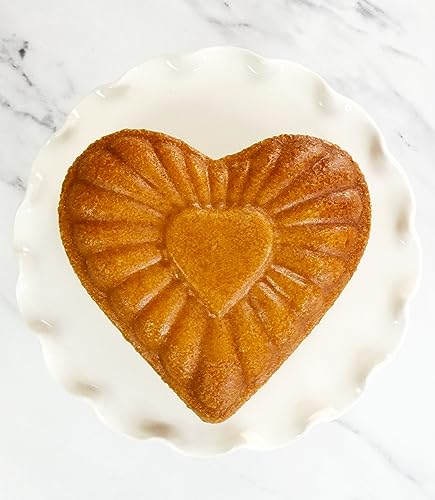 USA Pan Global Bakeware Fancy Heart Cake Pan