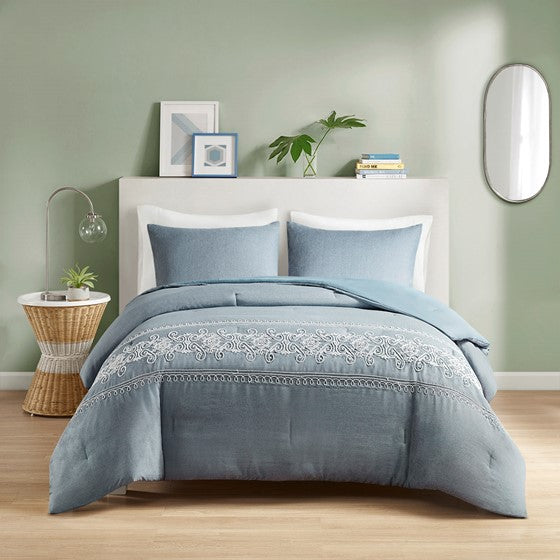Intelligent Design Bree Embroidered Comforter Set Full/Queen 1 Comforter:90""W x 90""L 2 Standard Shams:20""W x 26""L (2)