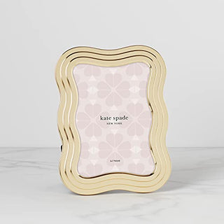 KATE SPADE Gold South Street 5" X 7" Wavy Frame, 1.00 LB