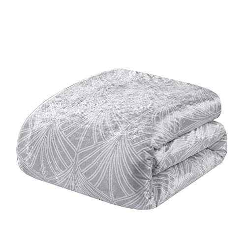 Beautyrest Polyester 5-Piece Comforter Set with Silver Finish