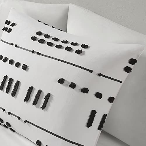 Intelligent Design Riku Comforter Set - Trendy Textured Clipped Jacquard Abstract Design, Modern Down Alternative, All Season Bedding with Matching Sham Twin/Twin XL Black/White 2 Piece
