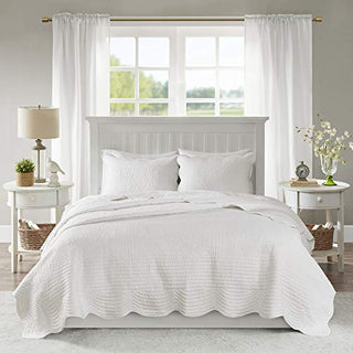Madison Park Tuscany Quilt Set - Casual Damask Medallion Stitching Design, Lightweight Coverlet Bedspread Bedding