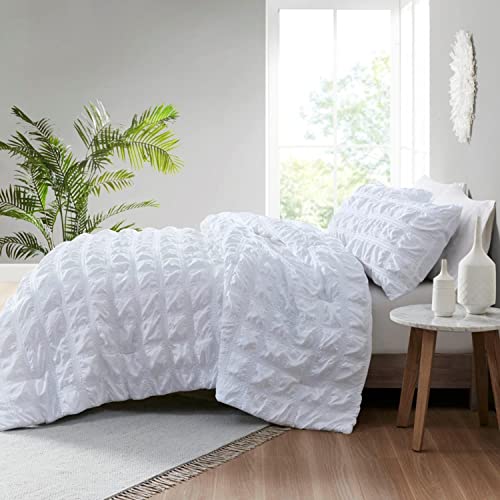 Clean Spaces Denver Polyester Solid 3-Pcs Duvet Set with White Finish
