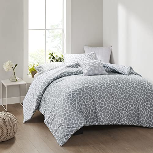 N Natori Soho Geometric Reversible Comforter Set - Embossed Seersucker Design, Cozy Oversized & Overfilled Bedding, Matching Shams, Decorative Pillow, Full/Queen(92"x96"), Grey/White 4 Piece