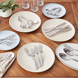 Oneida Everdine 45 Piece Everyday Flatware, Service for 8, 18/0 Stainless Steel, Silverware Set, Dishwasher Safe, Silver