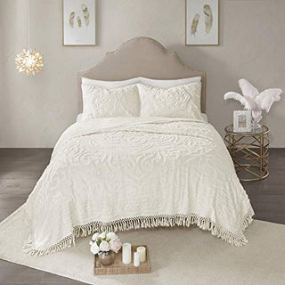 Madison Park Laetitia Lightweight, Breathable Chenille Tufted 100% Cotton Quilt, Shabby Chic Boho Medallion Design