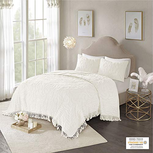 Madison Park Laetitia Lightweight, Breathable Chenille Tufted 100% Cotton Quilt, Shabby Chic Boho Medallion Design, Tassel Fringe Bedspread Coverlet, Shams King/Cal King Floral Off White 3 Piece