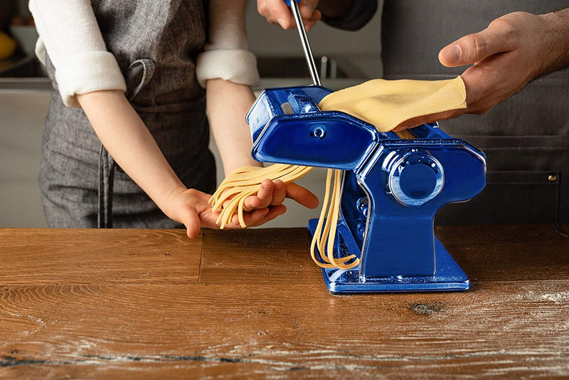 Marcato Atlas 150 Pasta Machine, Made in Italy, Includes Cutter, Hand Crank, and Instructions, Blue