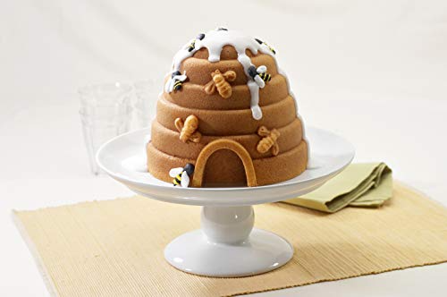 Nordic Ware Beehive Cake Pan, One, Golden