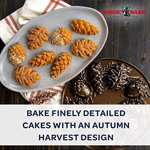 Nordic Ware Woodland Cakelet