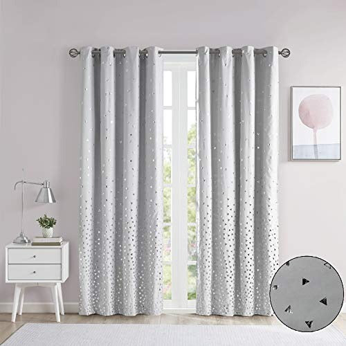 Intelligent Design Zoey Blackout Curtain Metallic Print Grommet Top Single Window Panel Living Room Thermal Insulated Light Blocking Drape for Bedroom and Apartments, 50 in x 84 in, Grey/Silver