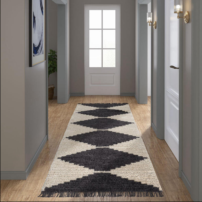 Home Outfitters Black/Ivory Allure Black and Ivory Modern Area Rug Runner: 2&