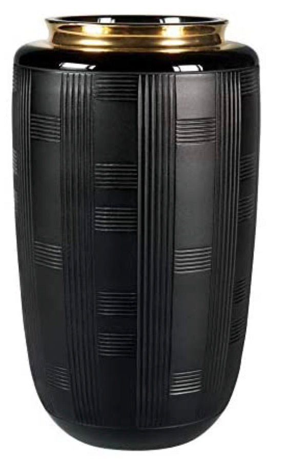 Vista Alegre Jet Black Case with Small Vase