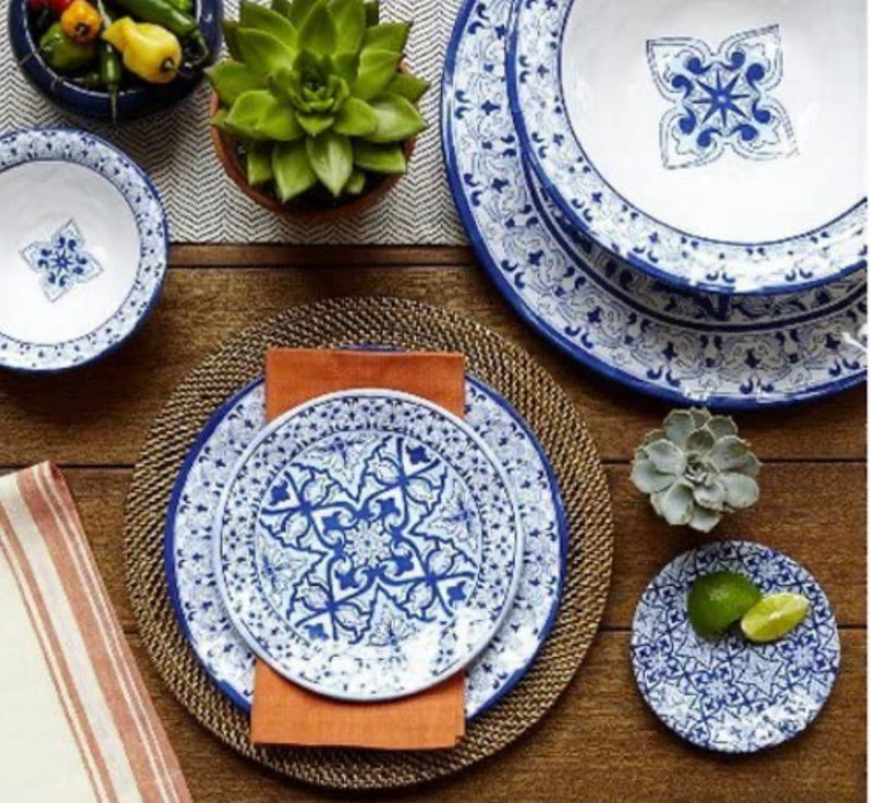 Q Squared Talavera in Azul BPA-Free Melamine Dinner Plate, 10-1/2 Inches, Set of 4, Blue and White